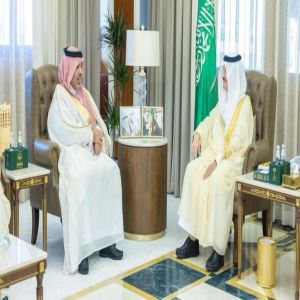 أمير المنطقة الشرقية يشيد بفوز منشأتين صحيتين بجائزة "أداء الصحة" لعام 2026