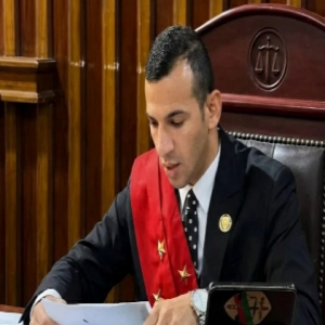 10 سنوات سجناً لـ«القاضي المزيف» بعد خداع ضحاياه