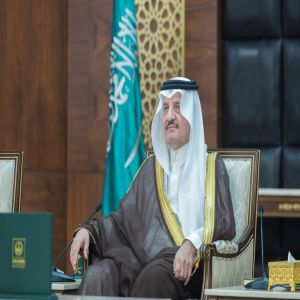 أمير الشرقية يطّلع على جهود فرع وزارة الرياضة بالمنطقة