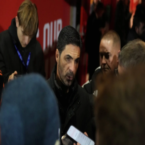 أرتيتا يصف خروج آرسنال الصاعق من كأس الرابطة بـ«اليوم الحزين»