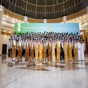 أمير منطقة القصيم يرعى حفل تخريج 489 متدربًا من الأكاديمية الوطنية للبناء
