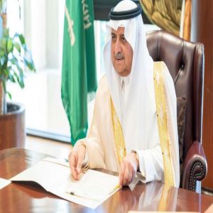 أمير تبوك يرأس اجتماع لجنة الدفاع المدني الرئيسية بالمنطقة