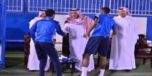 سامراس والزوري خارج حسابات الهلال أمام الشباب