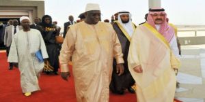 الرئيس السنغالي يصل إلى جدة