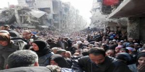 إخراج ألفي شخص من مخيم اليرموك لأحياء آمنة