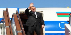 رئيس جمهورية أذربيجان يصل جدة