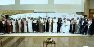 سلطان بن سلمان يكرم 35 فائزاً بجوائز التميز السعودي